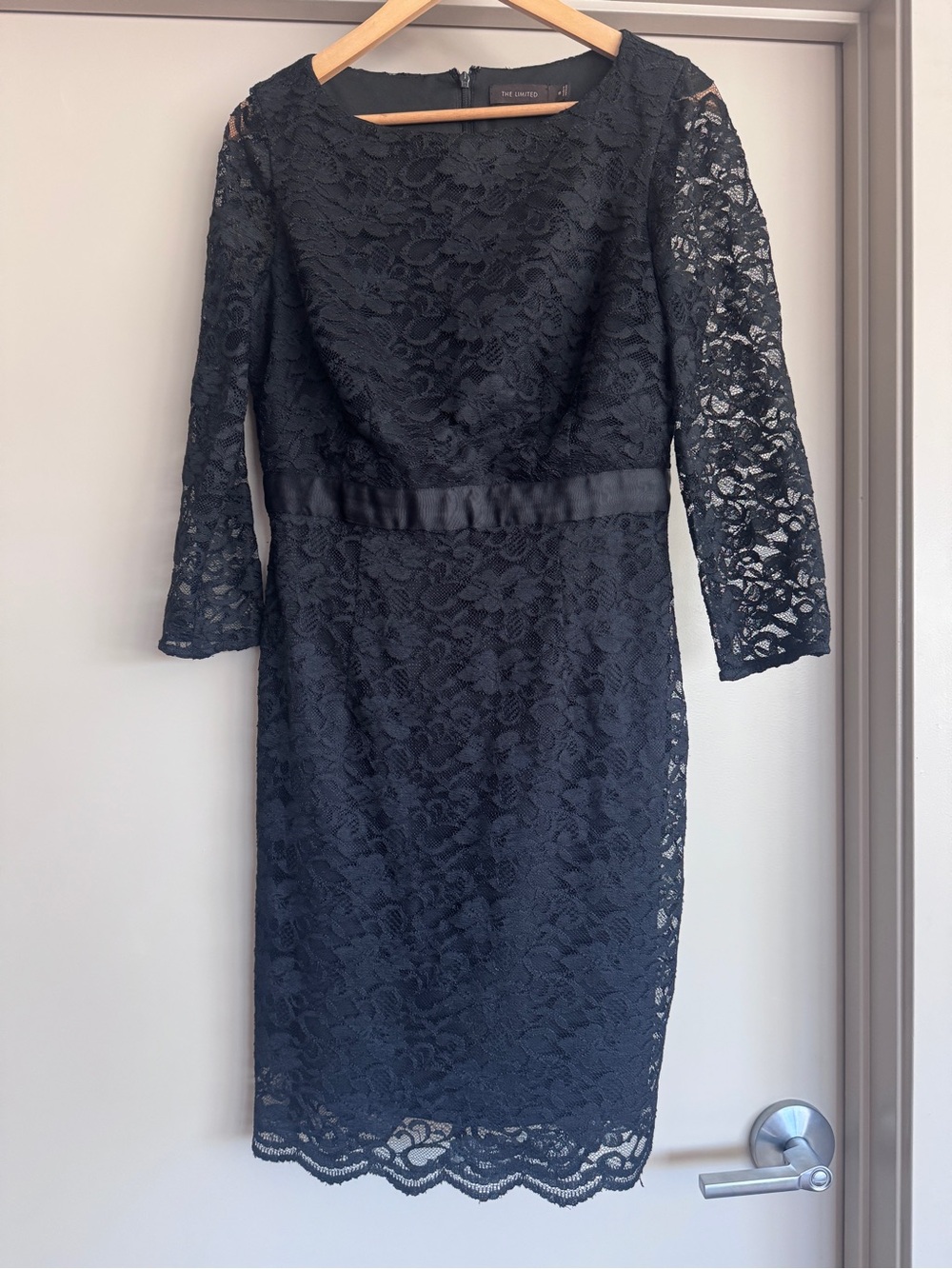 The Limited Black Lace Long-Sleeve Sheath Dress